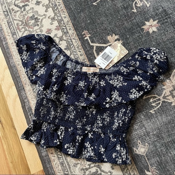 BOG Collective NWT Blue Floral Smocked Crop Off Shoulder Ruffle Blouse Top Small - Picture 1 of 4